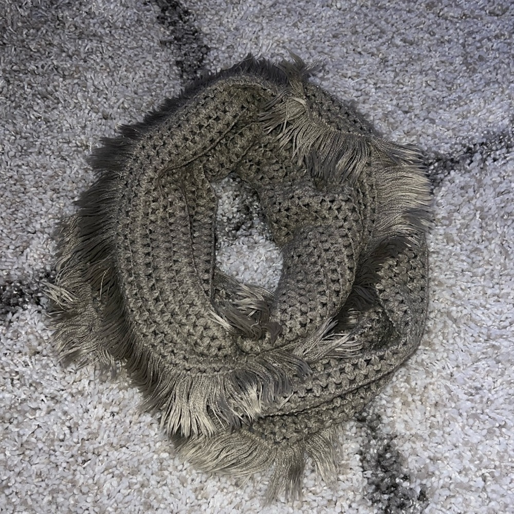 Women’s Knit Infinity Scarf